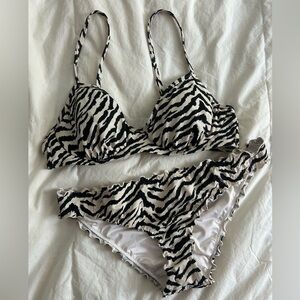 Zebra bikini